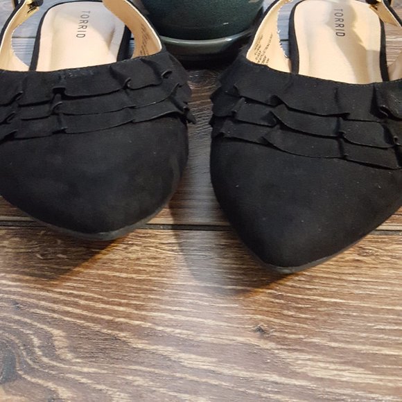 Torrid Black Slingback Flats Size 10W - Picture 2 of 6
